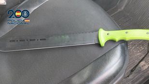 Detenido en Hortaleza por amenazar con un machete al entrenador de fútbol de su hijo