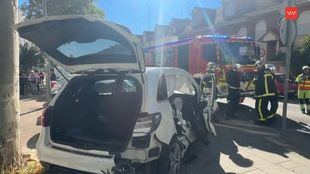 Heridas dos personas al colisionar su vehículo con el tranvía de Parla