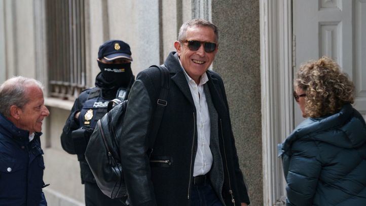 El periodista de Cadena Ser Miguel Ángel Campos Peñarroja, a su llegada a la cuarta jornada del juicio al fiscal general del Estado, en el Tribunal Supremo, a 11 de noviembre