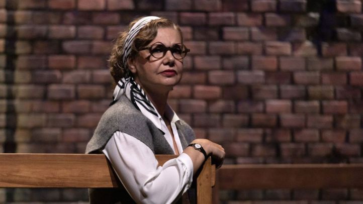 Francisco Ferrer ¡Viva la escuela moderna! en el teatro de La Abadía 