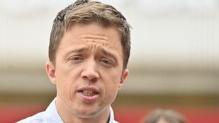 Íñigo Errejón, procesado por un presunto delito de agresión sexual contra Elisa Mouliaá