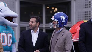 Martínez-Almeida se moja y elige a su equipo favorito para ganar la NFL