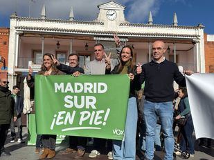 Vox defiende que mantiene “los pies en la tierra junto a los vecinos”