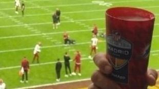 Polémica en el Bernabéu: por qué se permite el alcohol en la NFL y no en LaLiga