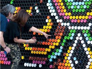 Carabanchel prepara un gran mural realizado con más de 2.000 latas recicladas