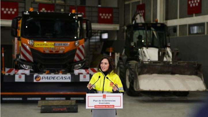 La presidenta de la Comunidad de Madrid, Isabel Díaz Ayuso, presenta el Plan Especial de Vialidad y Protección Civil ante Inclemencias Invernales en Villaviciosa de Odón