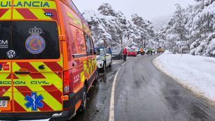 Carretera de la Sierra con nieve