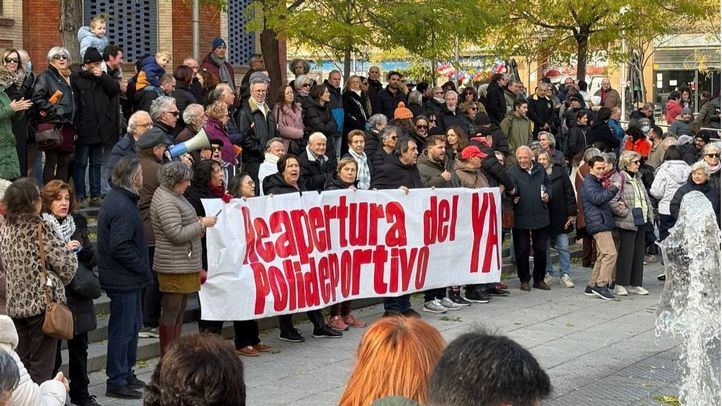 Nueva protesta en Retiro para exigir la reapertura del polideportivo Daoiz y Velarde