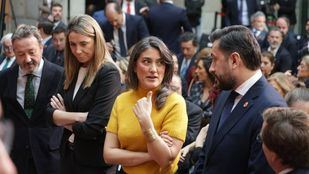 Portavoces parlamentarios en el acto de homenaje a la Constitución en Sol