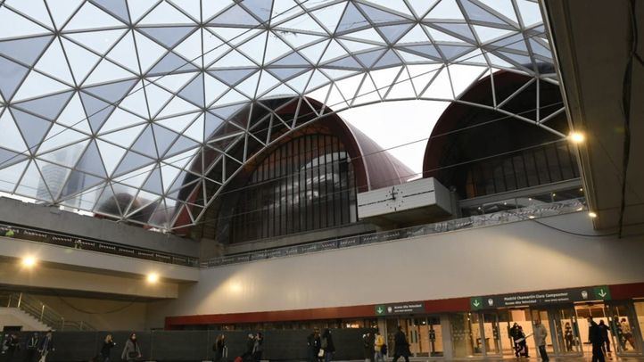 Nueva bóveda de cristal en la entrada de la Estación Chamartín-Clara Campoamor