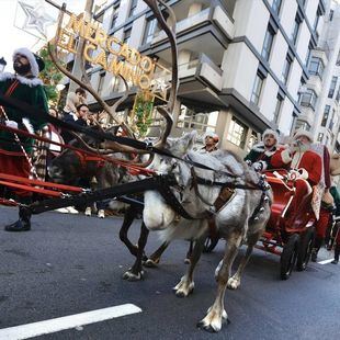 Regresa la polémica por el uso de renos vivos en cabalgatas