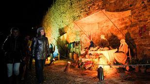 Ayuso visita el Belén viviente de Buitrago de Lozoya