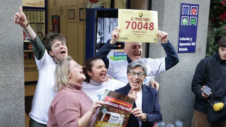 La administración de Lotería de la calle Barquillo donde ha tocado íntegro el segundo premio.
