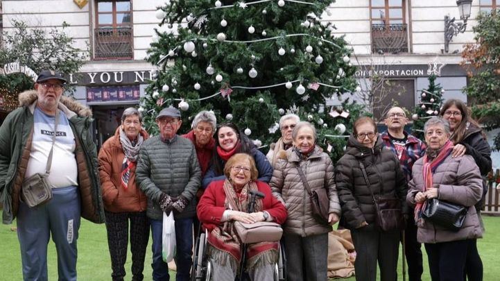 Los usuarios del SAD de Atende en la Plaza de Pontejos