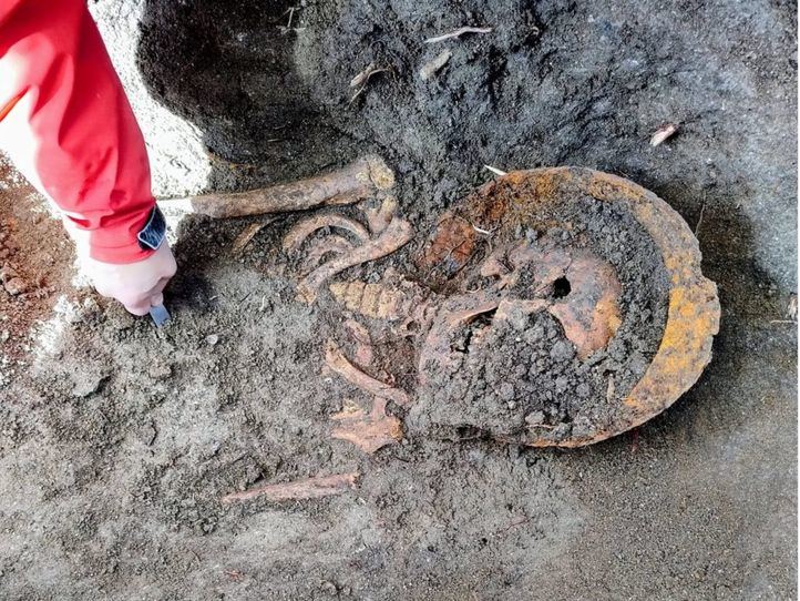 Exhumados en Boadilla los restos de un posible brigadista muerto en la batalla de Brunete