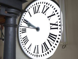 Dentro del reloj de Sol: todo listo para dar la bienvenida a 2026