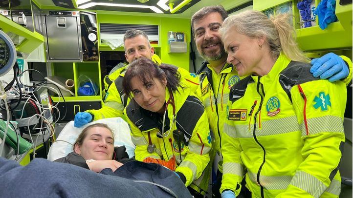Una mujer da a luz en plena calle en el distrito de San Blas