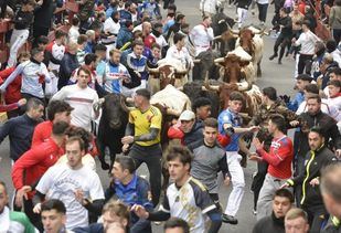 Ha sido un encierro limpio con momentos de tensión en la calle real