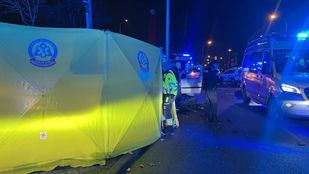 Dos heridos graves por un atropello doble de un vehículo en Villaverde