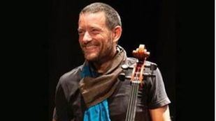 Matthieu Saglio hace una parada en el Café Berlin dentro de su gira europea