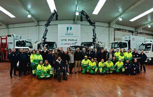 Vehículos y personal de limpieza de Parla