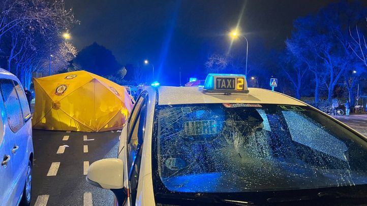 Taxi implicado en el atropello de un peatón en San Blas