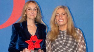 La presidenta del Grupo FCC, Esther Alcocer Koplowitz, recogió el premio de manos de la consejera de Economía, Hacienda y Empleo de la Comunidad de Madrid, Rocío Albert