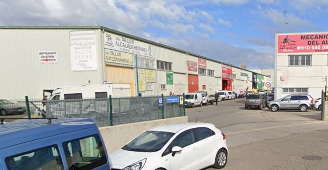 Calle Francisco Alonso, en el polígono industrial de Alcalá de Henares