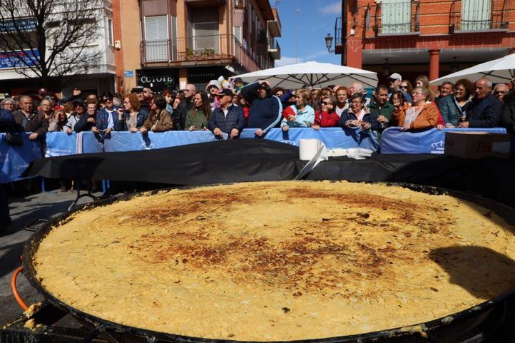 Tortilla gigante en Fuenlabrada