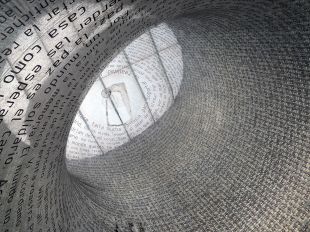 Estación de Atocha monumento a las víctimas del 11M por dentro