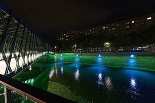 Iluminación ornamental en el Manzanares
