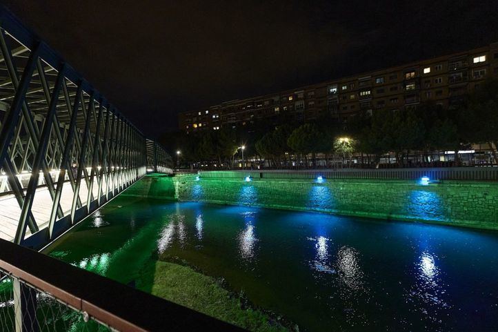 Iluminación ornamental en el Manzanares