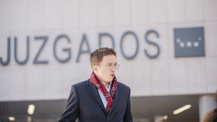 El ex portavoz de Sumar en el Congreso Iñigo Errejón sale de declarar en los juzgados de Plaza de Castilla, a 16 de enero de 2025
