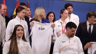 Madrid recibe a la delegación paralímpica en Cibeles: "N o hay mejor ejemplo que el vuestro”