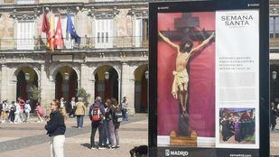 Exposición sobre la Semana Santa madrileña en la Plaza Mayor