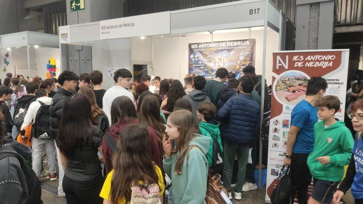 El IES Antonio de Nebrija de Móstoles en la feria Madrid es Ciencia