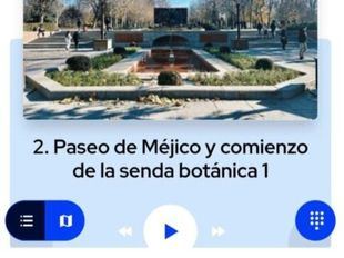Las audioguías están disponibles para los parques del Retiro y Madrid Río, accesibles desde la web municipal mediante códigos QR o enlaces directos