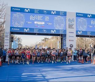 Un total de 93 corredores atendidos y 8 trasladados al hospital durante el Movistar Madrid Medio Maratón