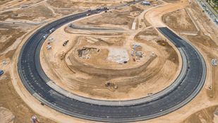 La cruva 'la Monumental' del circuito Madring ya está asfaltada