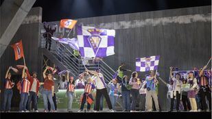 Un momento de la zarzuela 'Jugar con fuego'