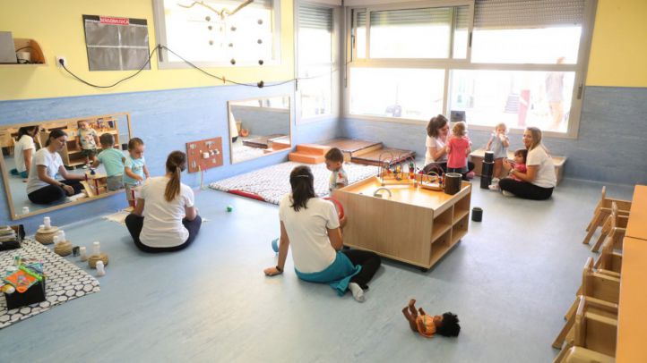 Imagen de archivo de una escuela infantil al inicio del curso escolar