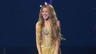 La cantante Shakira, actúa durante la gala de entrega de los Latin Grammy 2023