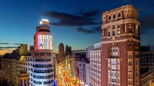 El luminoso de Schweppes en Gran Vía se apaga este sábado por La Hora del Planeta