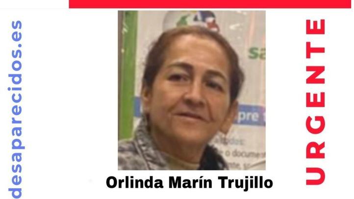Cartel de búsqueda de una mujer desaparecida en 2025 en Barajas
