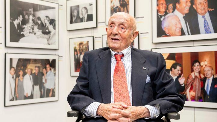 Lucio Blázquez, tabernero mayor del Reino, protagoniza la nueva exposición de la Galería Nikon