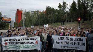 Manifestación vecinal contra la construcción del crematorio en el año 2015