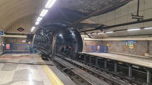 Interrumpida la L6 más de 4 horas por otro desprendimiento del techo en Carpetana