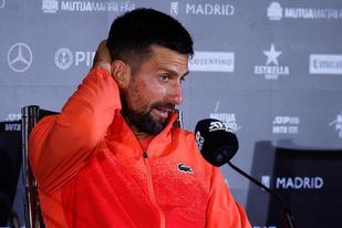 El tenista serbio Novak Djokovic en una rueda de prensa del Mutua Madrid Open 2025