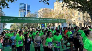 Madrid se vuelca contra el cáncer con 35.000 participantes en una carrera solidaria