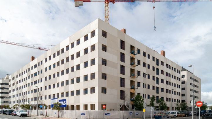 Ayuso apuesta por construir 18.000 hogares en los próximos cuatro años para paliar la crisis de vivienda
